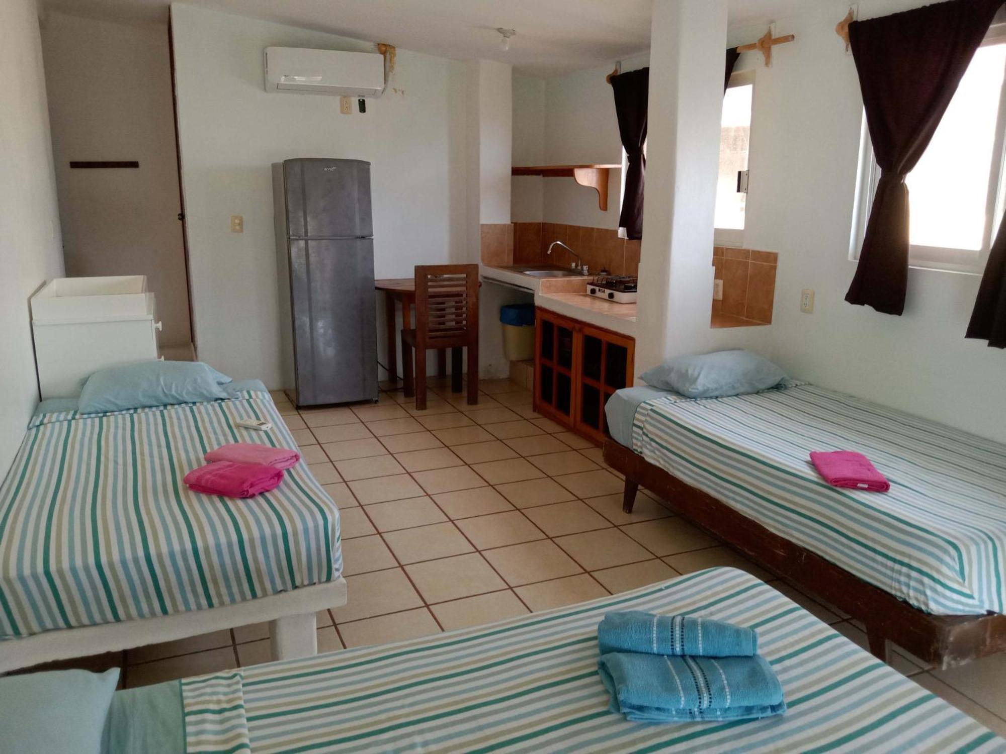 Hotel Papaya Surf プエルト・エスコンディード エクステリア 写真